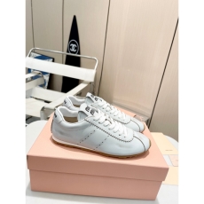 Miu Miu Casual Shoes